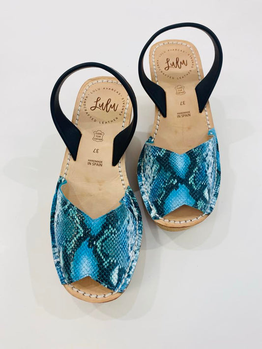 LULU AVARCAS TEAL SNAKESKIN PRINT CORK