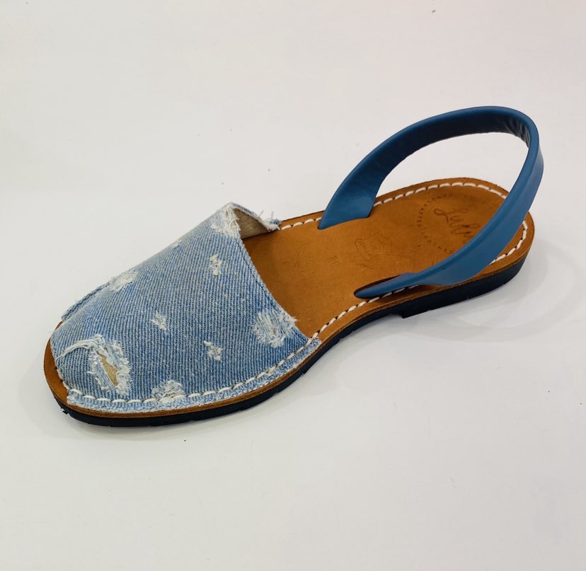 LULU AVARCAS VINTAGE DENIM "WORN LOOK" FLAT SANDAL