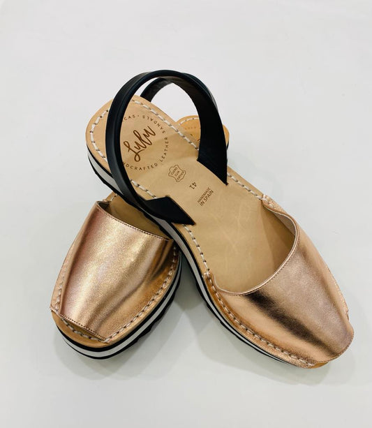 LULU AVARCAS LEATHER FLATFORM IN ROSE GOLD