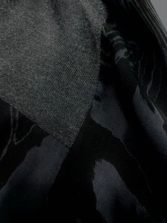 WEDNESDAY LULU LONG VISCOSE TOP IN CHARCOAL