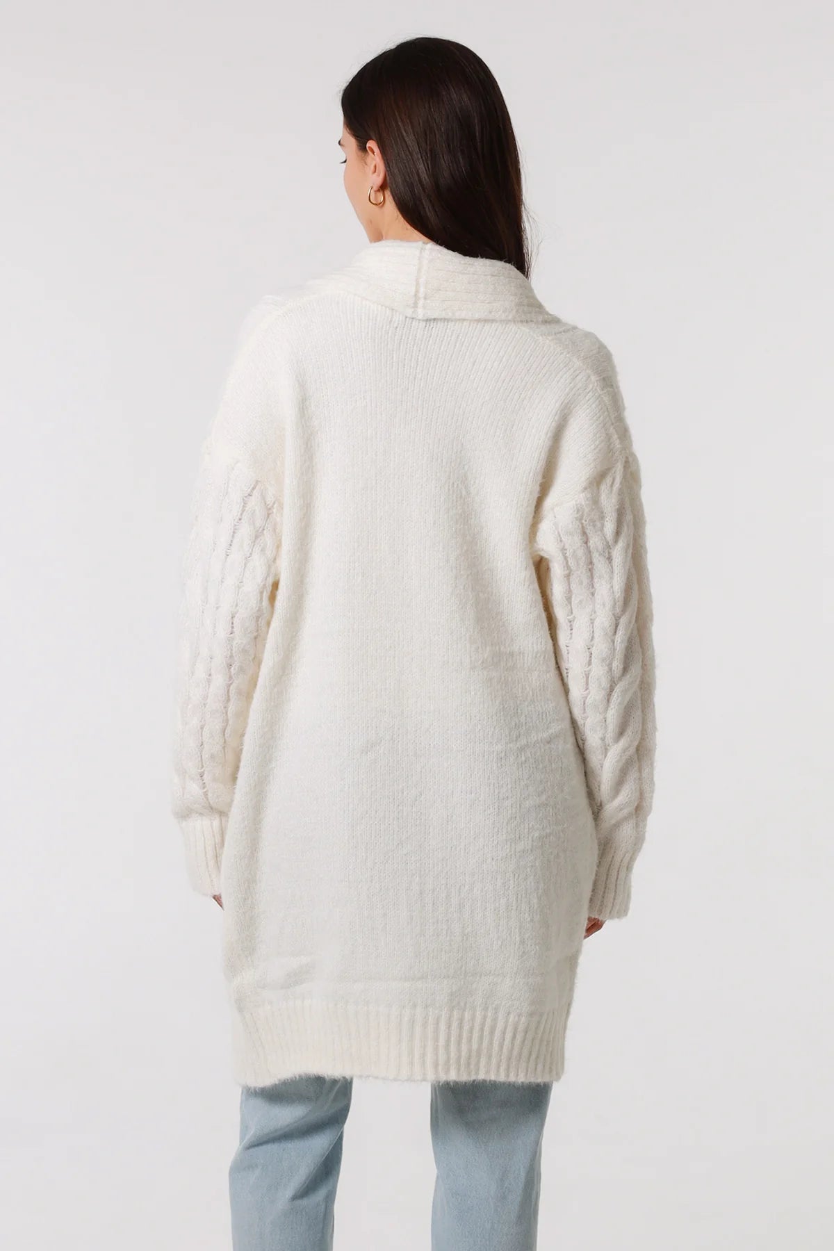 CHARLOTTE WINTER WHITE KNIT CARDI