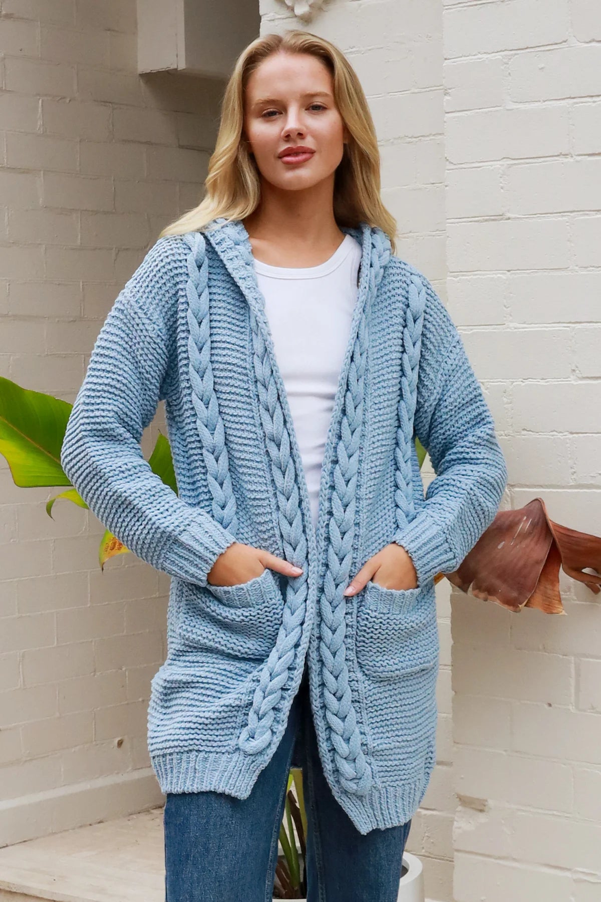 CHARLOTTE WOOL BLEND KNIT IN SKY BLUE