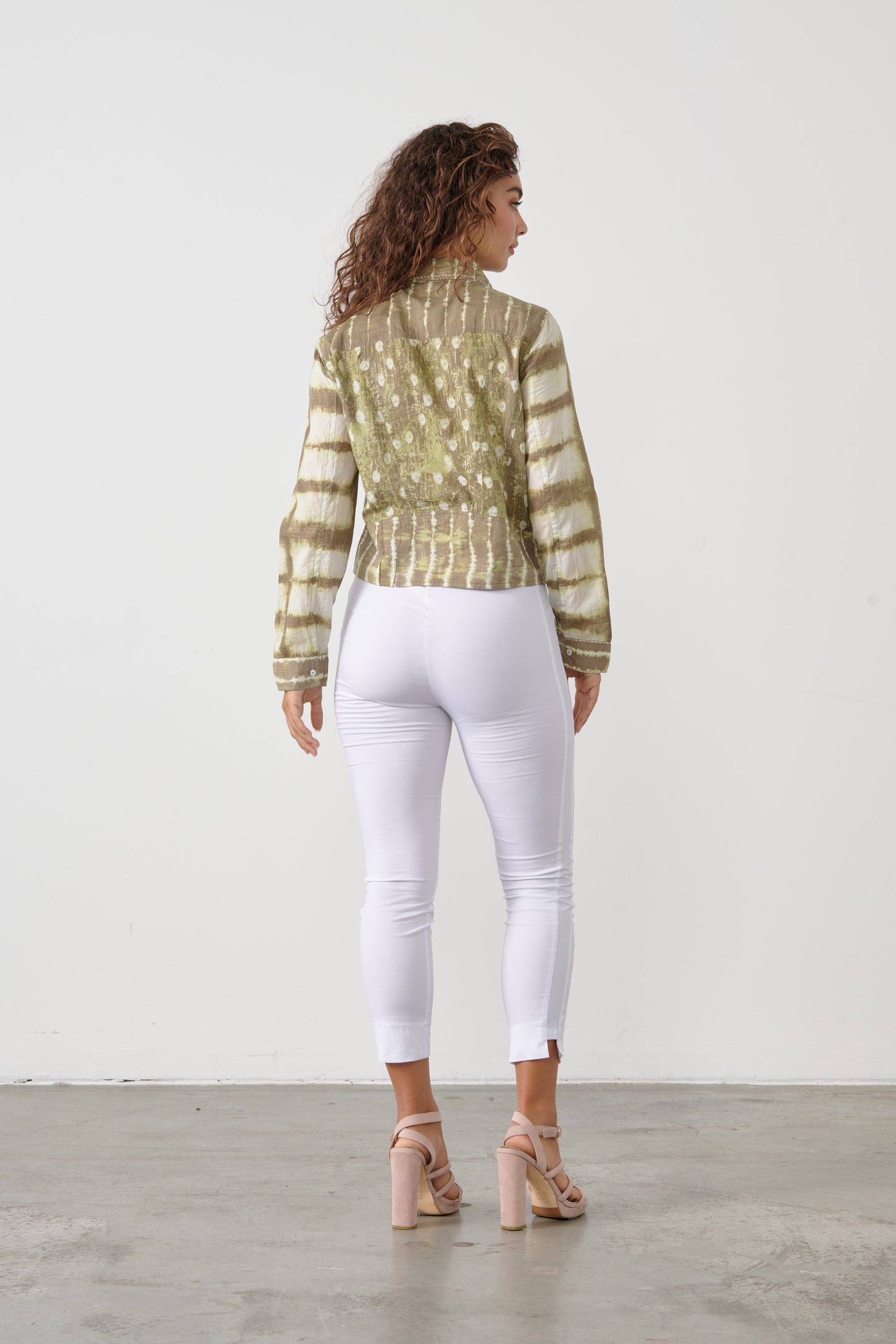 CAJU SUMMER CROP JACKET IN TIE DYE GREEN