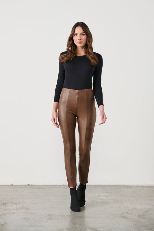 CAJU WET LOOK PANT IN DARK TAN