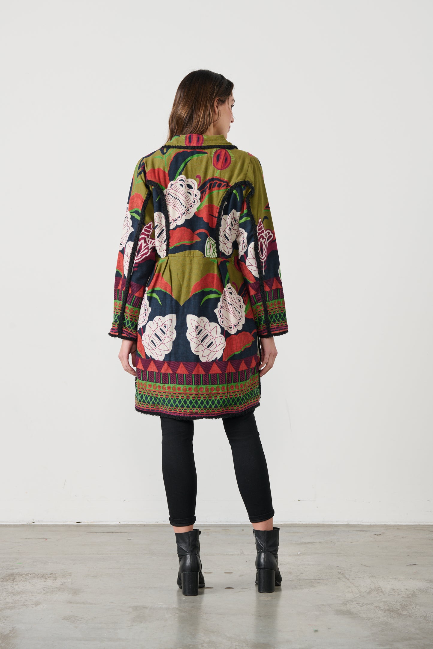 CAJU REVERSABLE COAT WITH COVERED BUTTONS