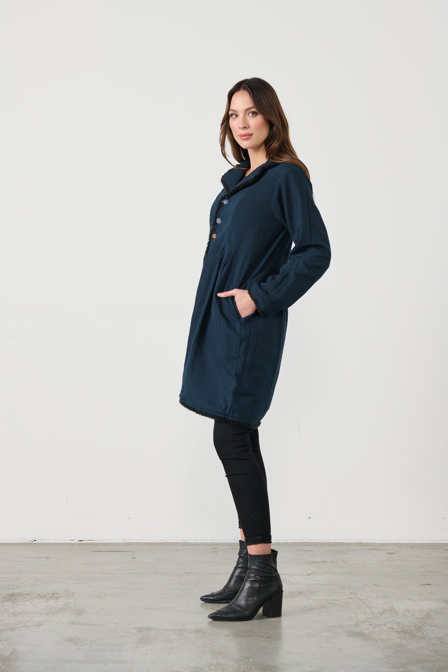 CAJU REVERSABLE COAT WITH COVERED BUTTONS