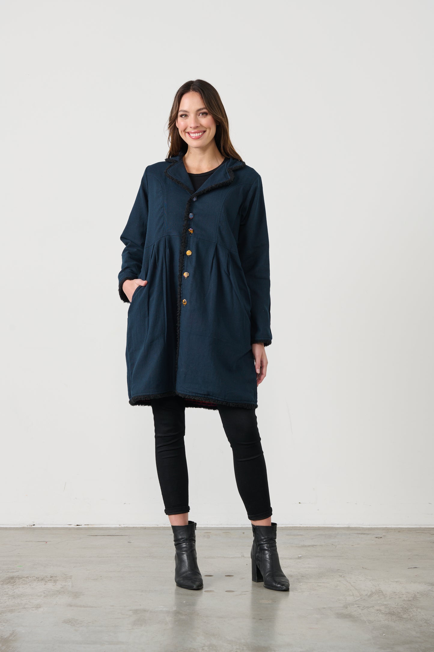 CAJU REVERSABLE COAT WITH COVERED BUTTONS