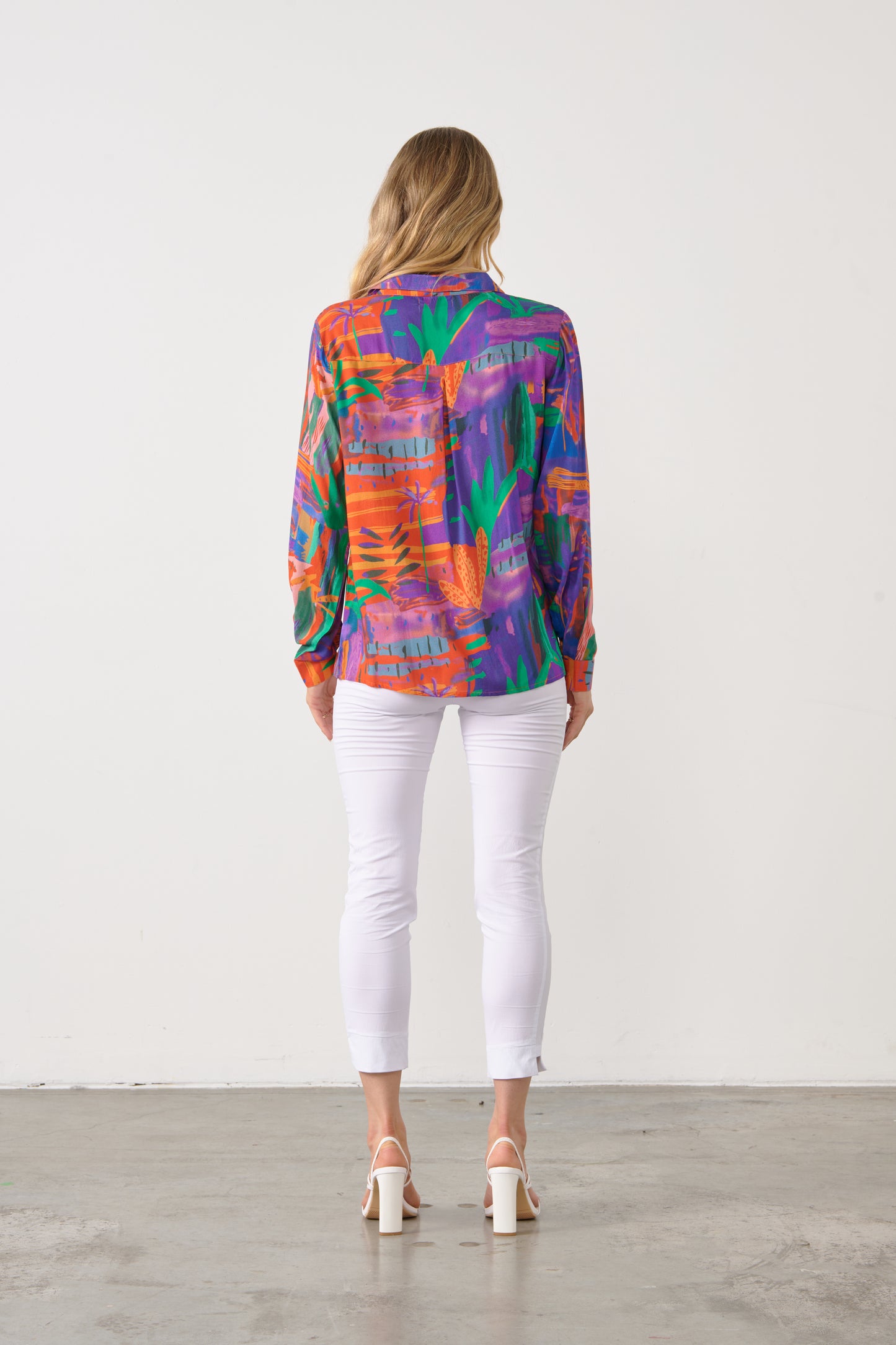 HOLMES & FALLON SPRING TIME SHIRT