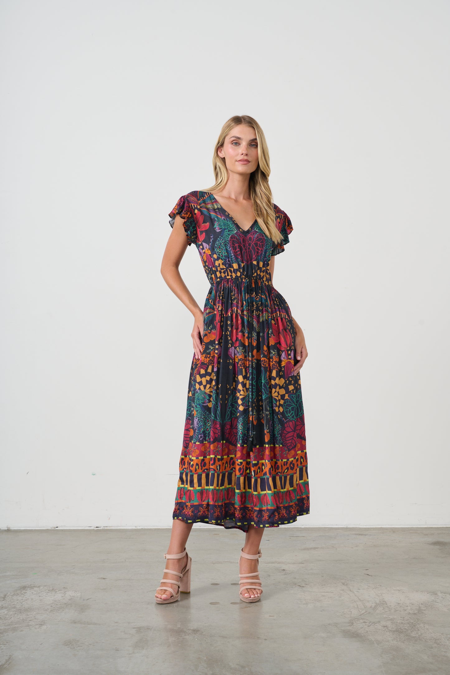 HOLMES & FALLON TROPICAL PRINT ELASTIC WAIST DRESS - BLACK