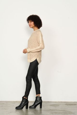 CAJU KNIT IN OATMEAL WITH A BLACK FLECK