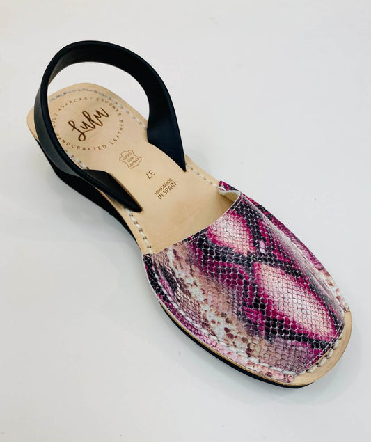 LULU AVARCAS PINK SNAKE BLACK WEDGE SANDAL