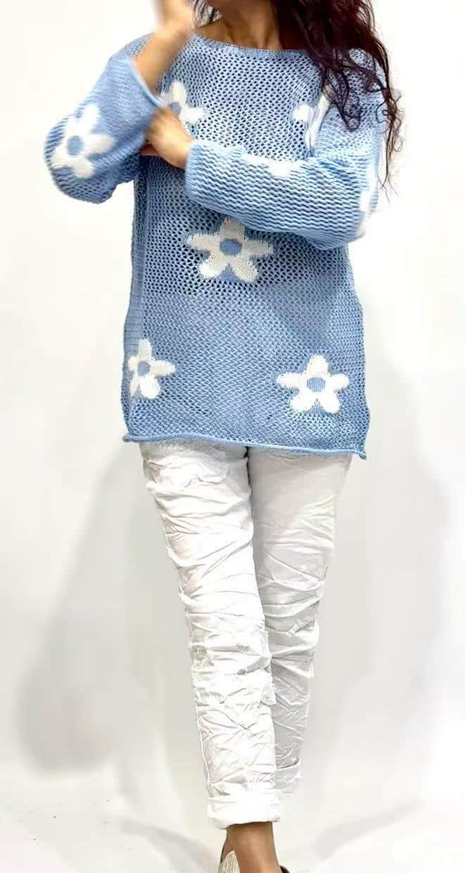 LA STRADA DAISY FLOWER KNIT TOP IN BLUE