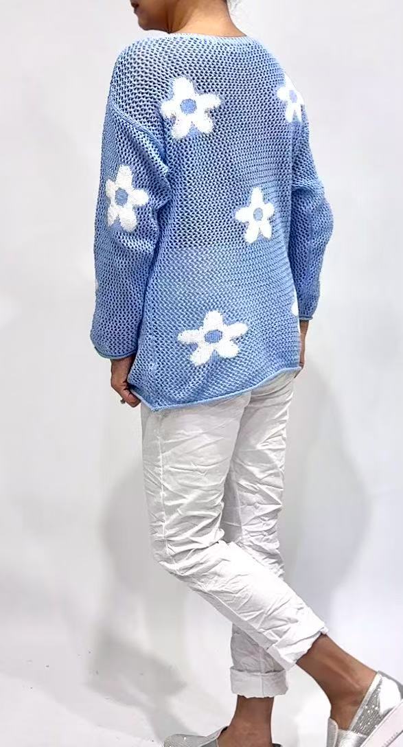 LA STRADA DAISY FLOWER KNIT TOP IN BLUE