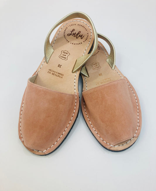 LULU AVARCAS FLAT IN PEACH WITH GOLD STRAP