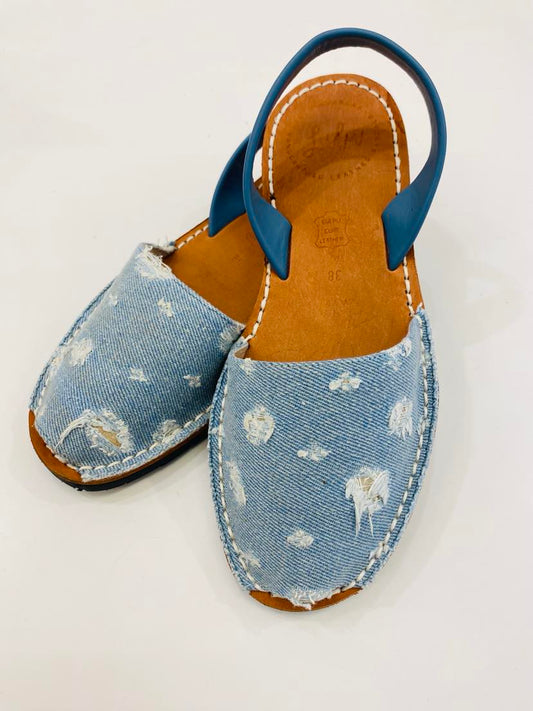 LULU AVARCAS VINTAGE DENIM "WORN LOOK" FLAT SANDAL