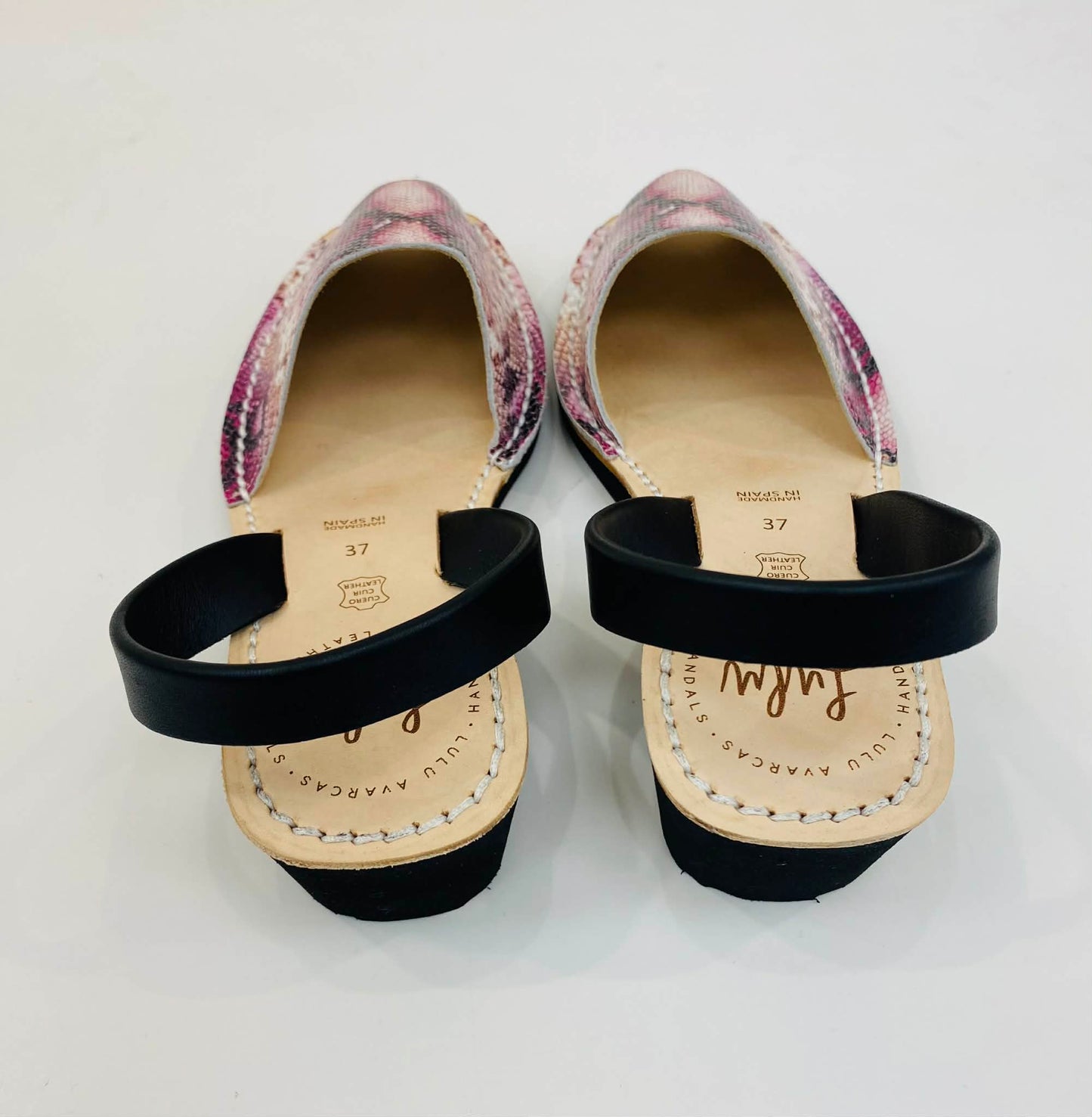 LULU AVARCAS PINK SNAKE BLACK WEDGE SANDAL