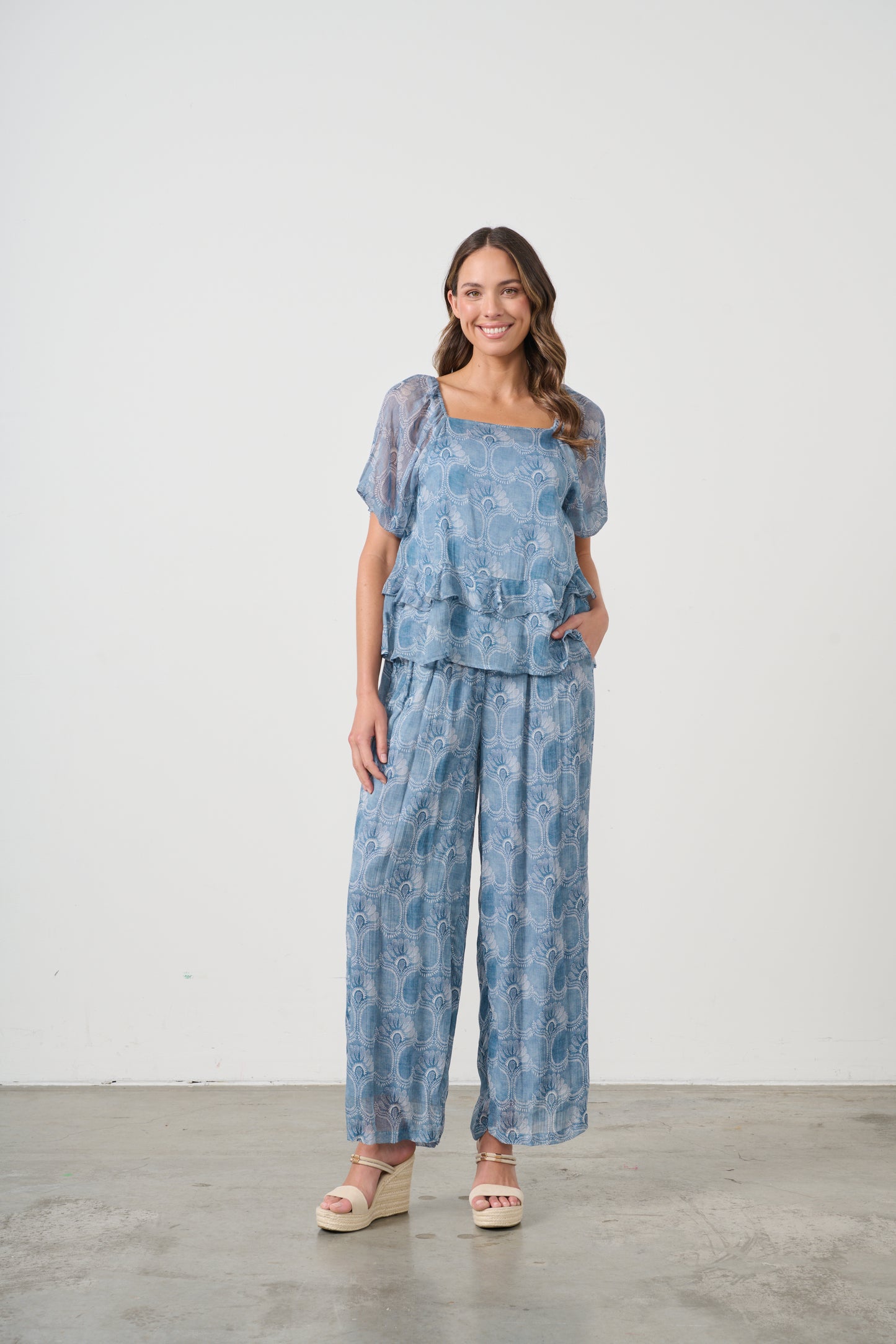 CAJU BLOOM PRINT PANT WITH ELASTIC WAIST