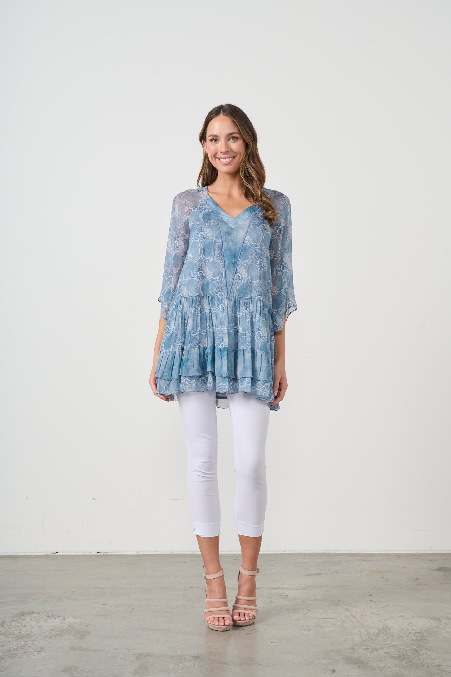 CAJU TUNIC IN BLOOM PRINT WITH MULTI LAYER HEM