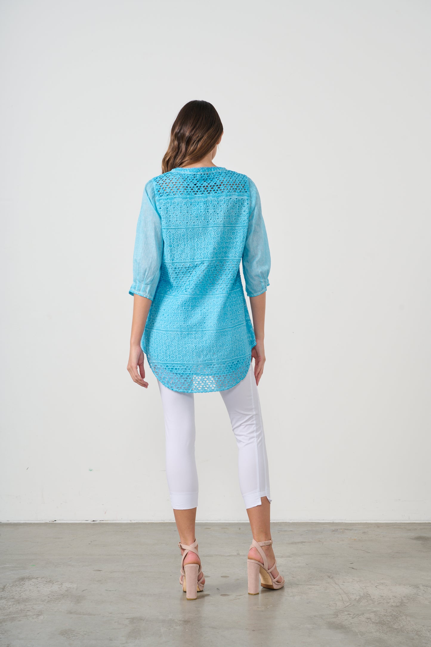 CAJU BRODERIE TUNIC WITH HI LOW HEM IN BLUE