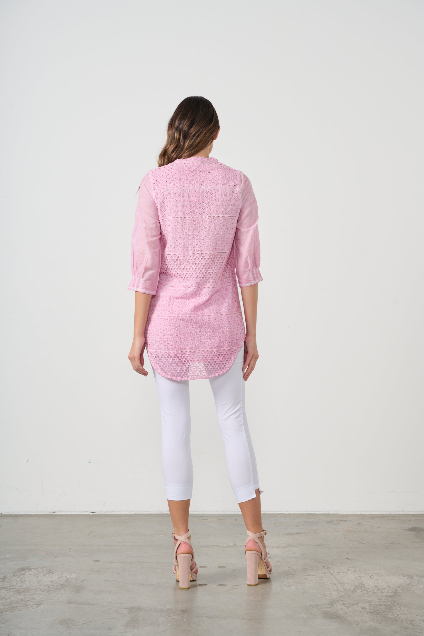 CAJU BRODERIE TUNIC WITH HI-LOW HEM IN PINK