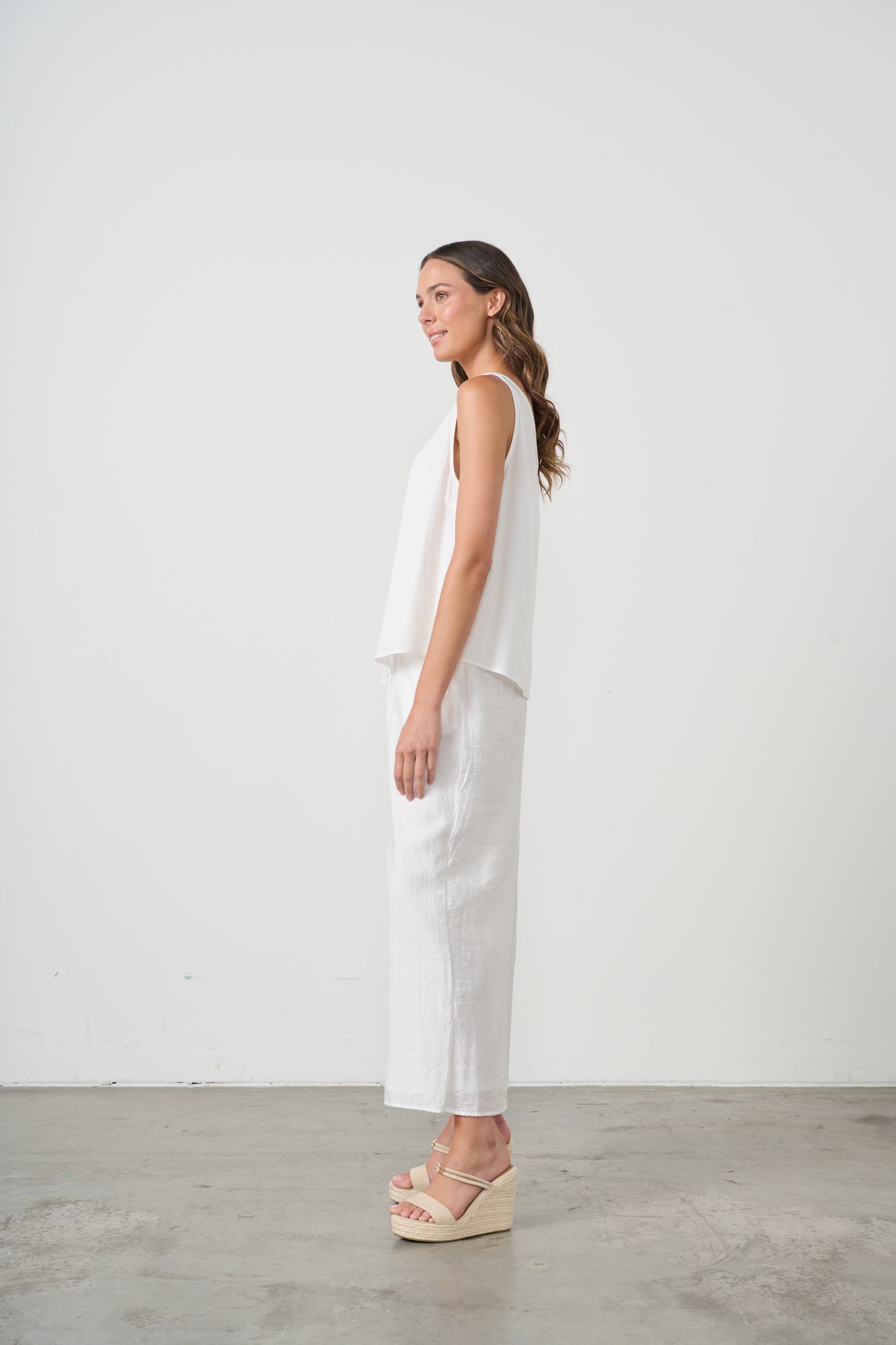 CAJU V-NECK SWING TANK TOP IN WHITE