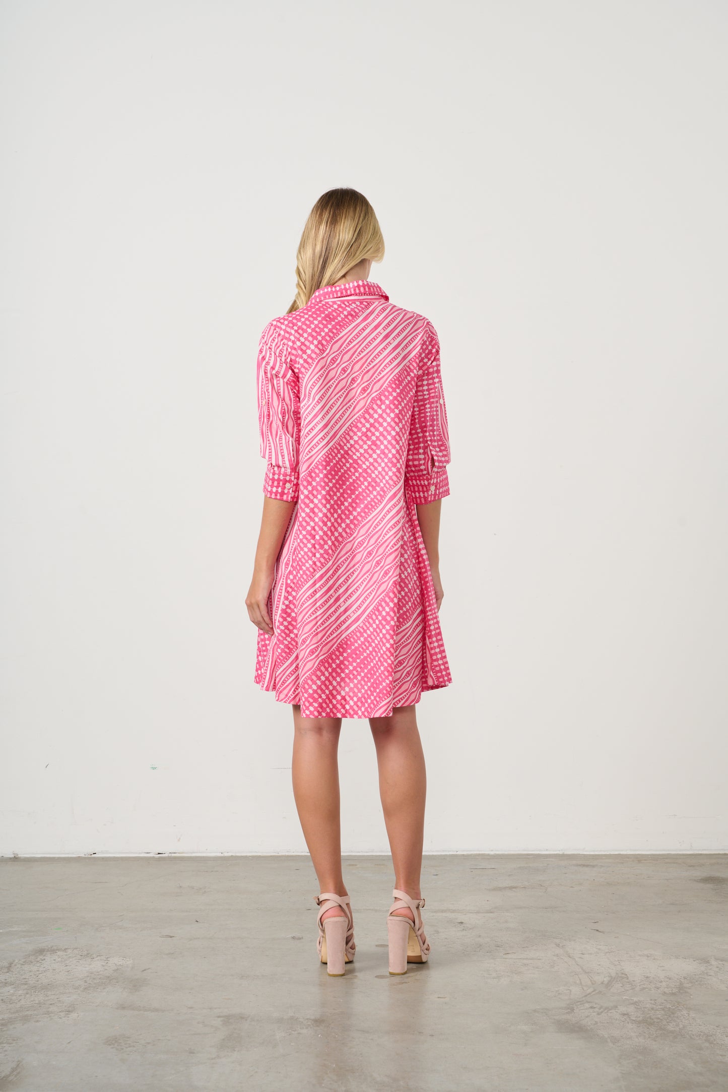 HOLMES AND FALLON SUMMER DRESS WITH COLLAR IN PINK PRINT