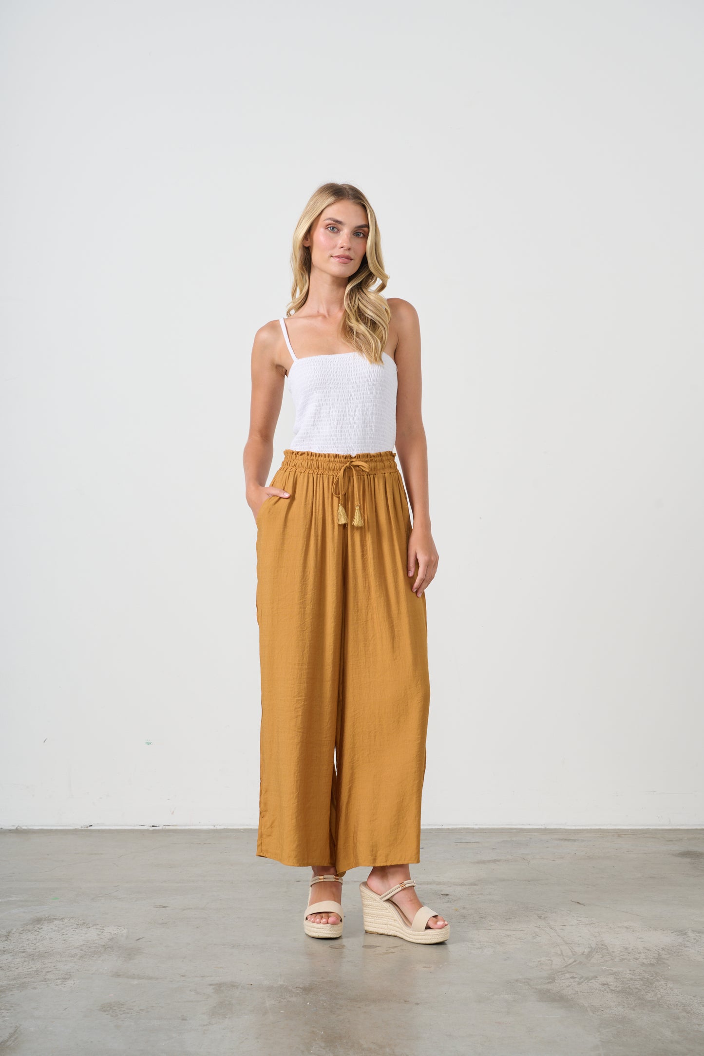 HOLMES & FALLON WIDE LEG PANT IN COPPER