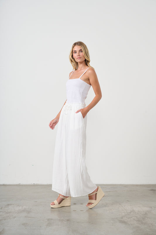 HOLMES & FALLON WIDE LEG PANTS IN WHITE