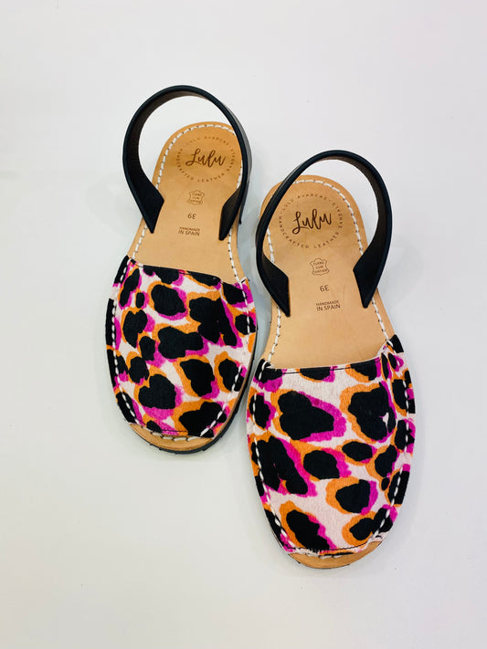 LULU AVARCAS BRIGHT ANIMAL PRINT SANDAL