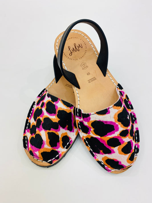 LULU AVARCAS BRIGHT ANIMAL PRINT SANDAL