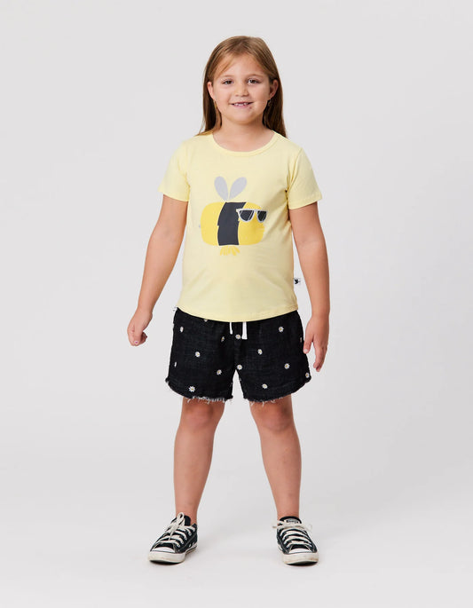 KISSED BY RADICOOL DAISY DEMIN SHORT
