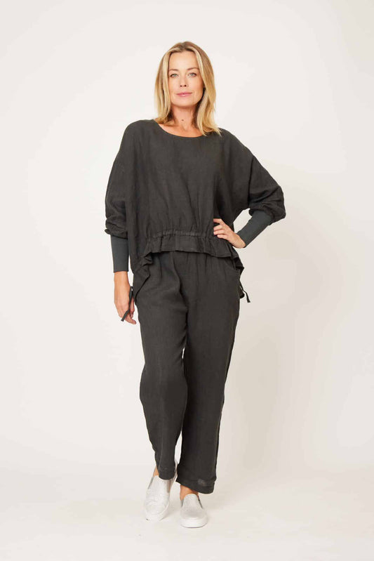 LA STRADA CHARCOAL LINEN TOP WITH GATHERED FRONT