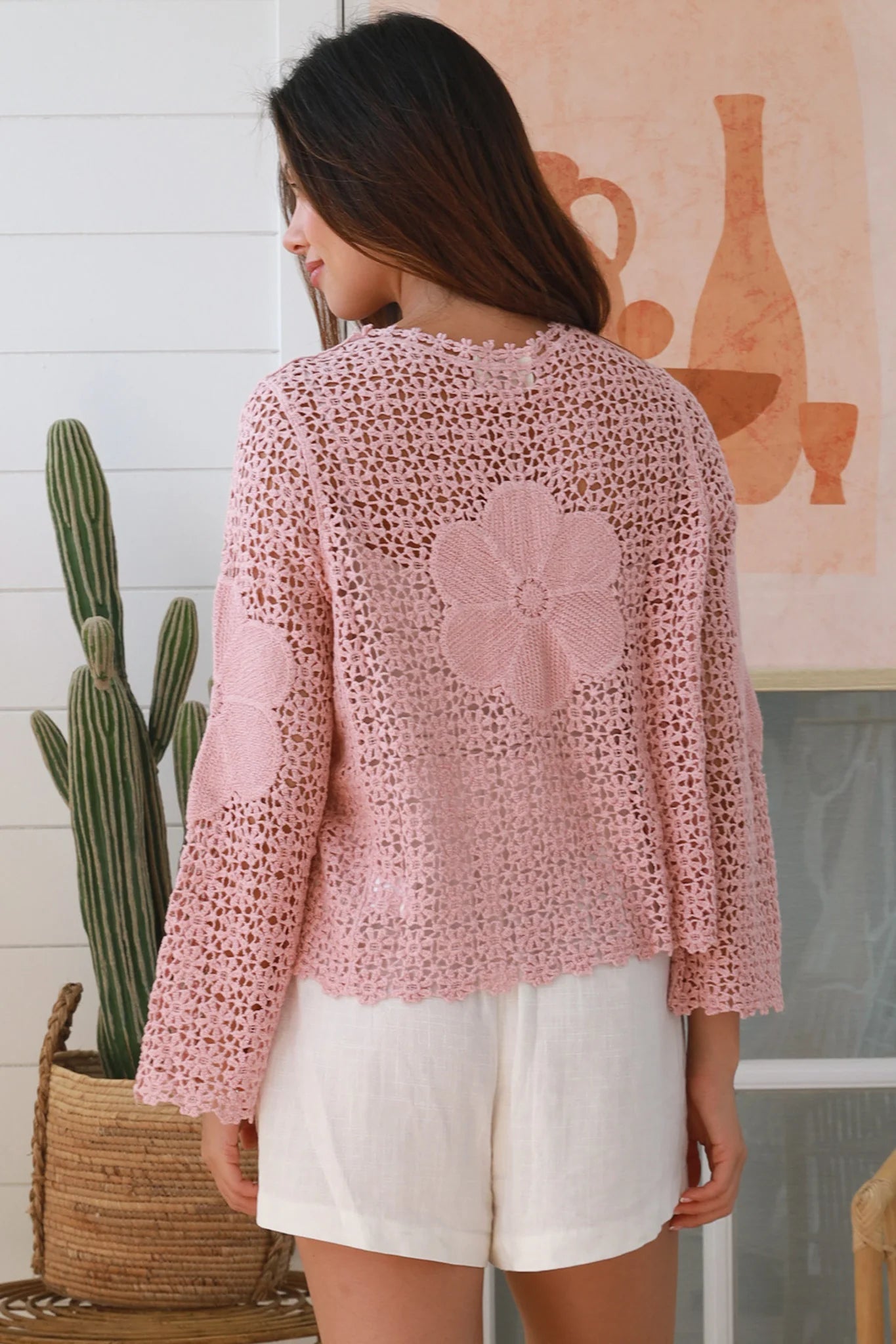WILLOW CROCHET TOP WITH CENTRAL FLOWER IN PINK