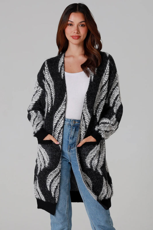 CHARLOTTE BLACK AND WHITE PATTERN CARDI