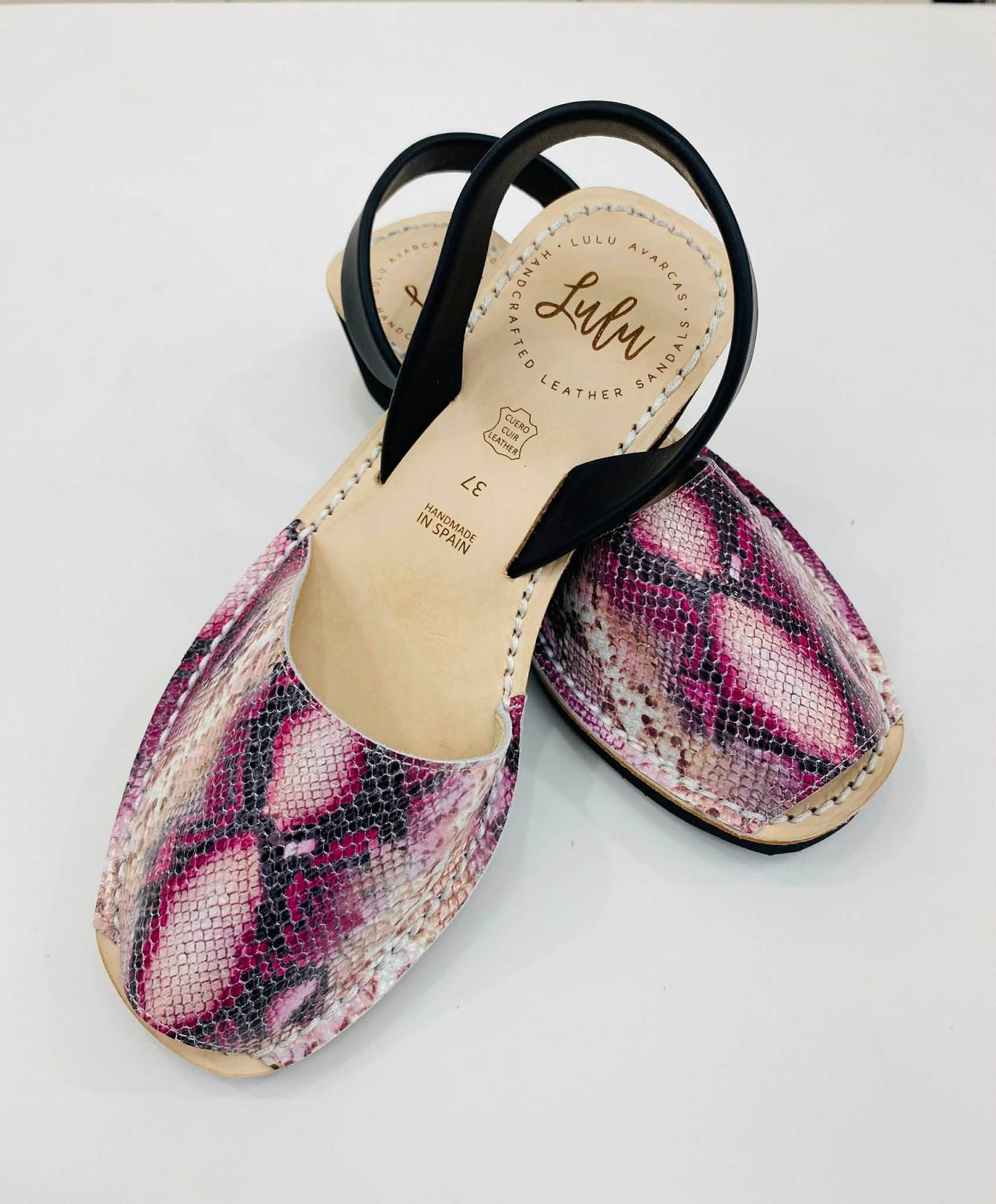 LULU AVARCAS PINK SNAKE BLACK WEDGE SANDAL