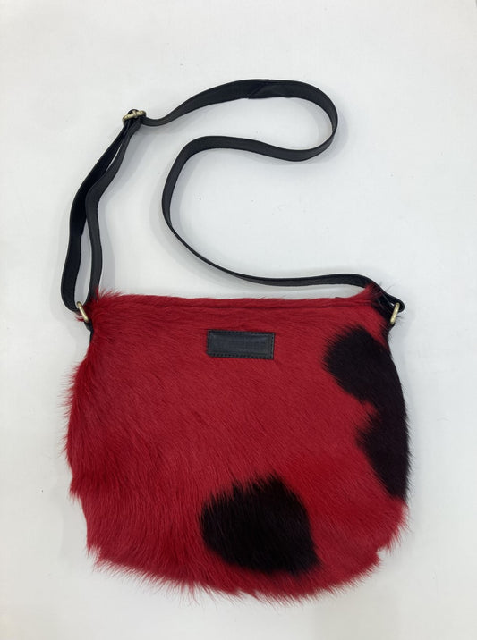 FURMOO RED AND BLACK COW HIDE HAND BAG