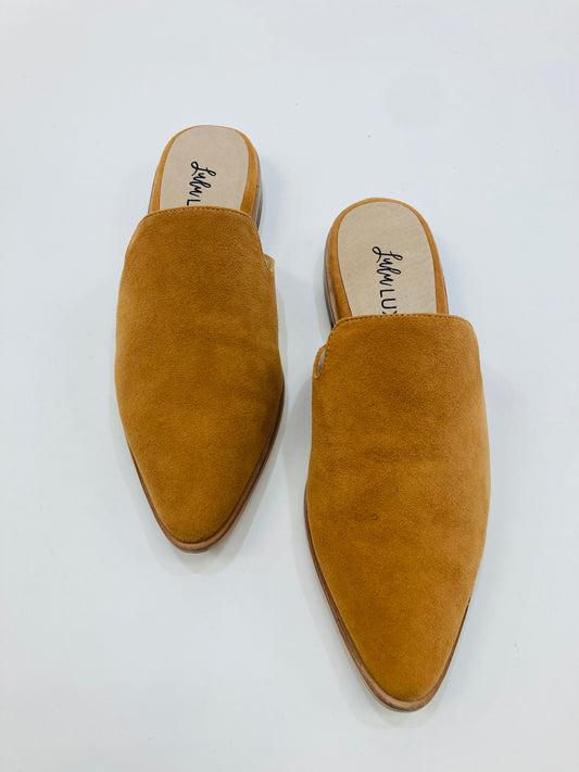 LULU LUXE SOPHIA MULE - SUEDE TAN