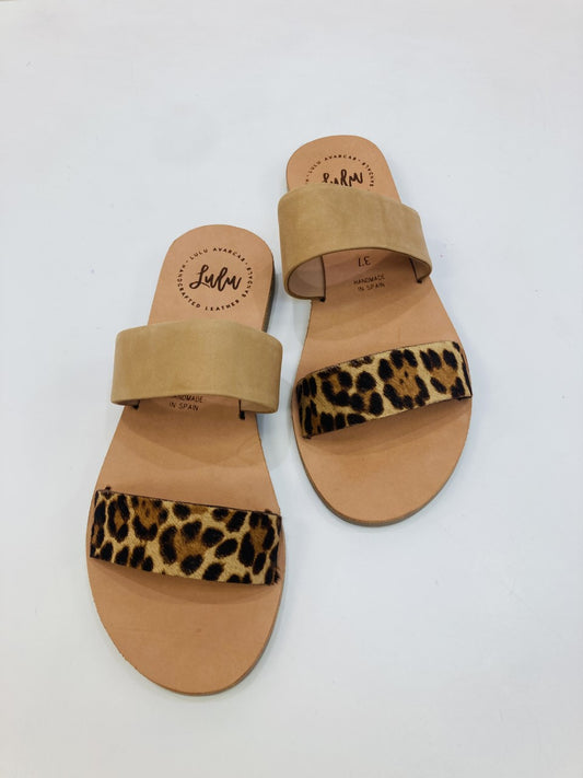 LULU AVARCAS 2 STRAP LEATHER SLIDE IN TAN AND ANIMAL PRINT
