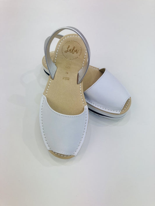 LULU AVARCAS FLATFORM IN WHITE LEATHER